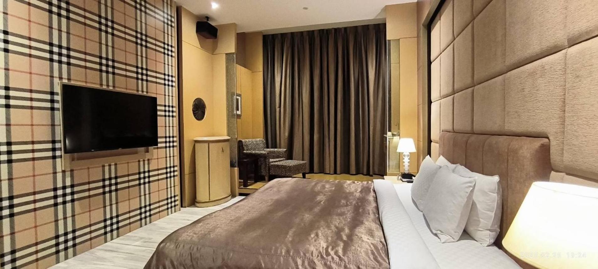 Shantis Motel Chiayi Buitenkant foto