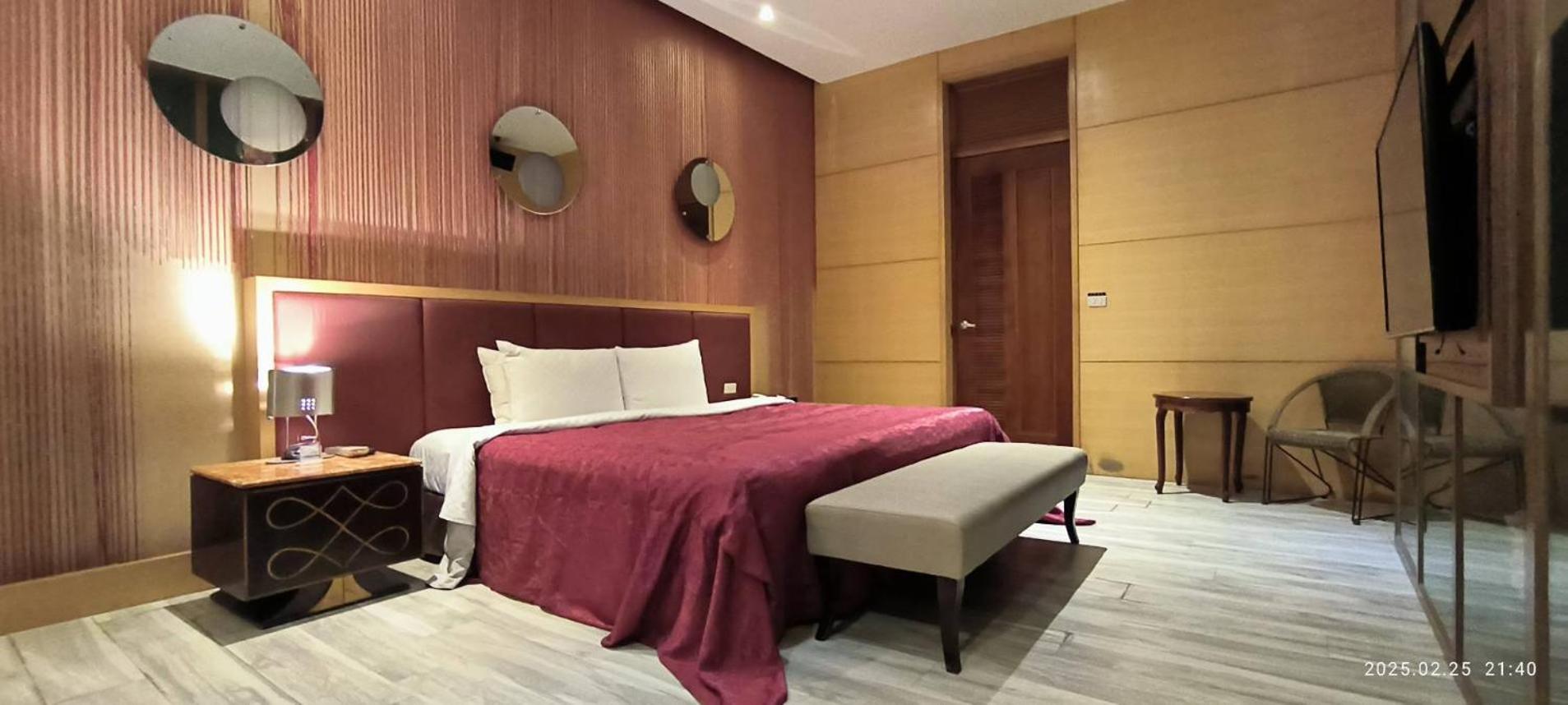 Shantis Motel Chiayi Buitenkant foto