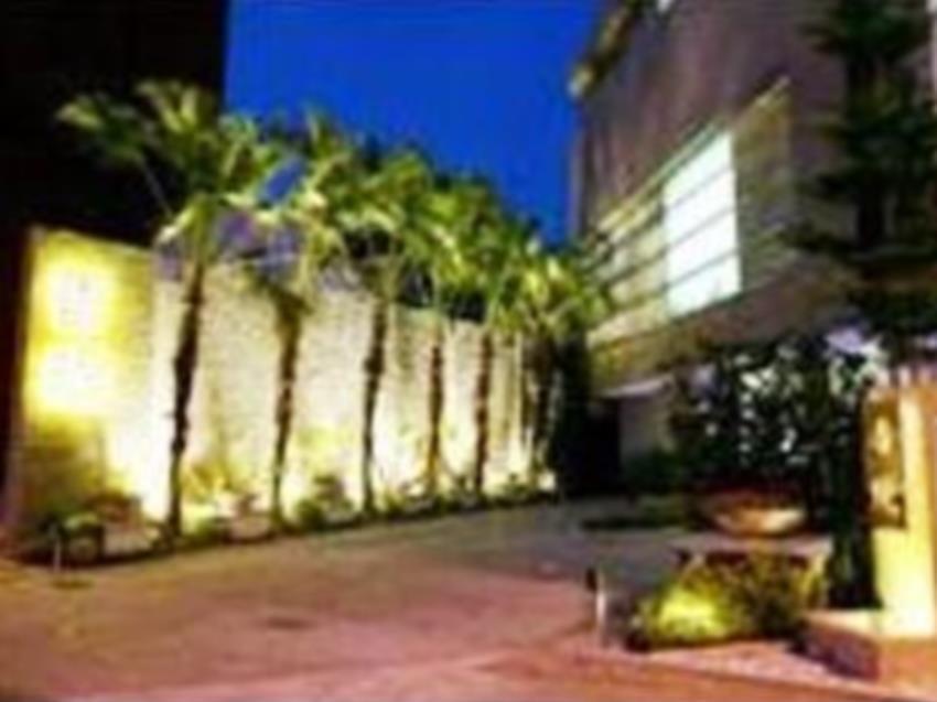 Shantis Motel Chiayi Buitenkant foto