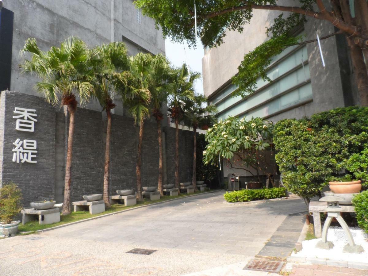 Shantis Motel Chiayi Buitenkant foto