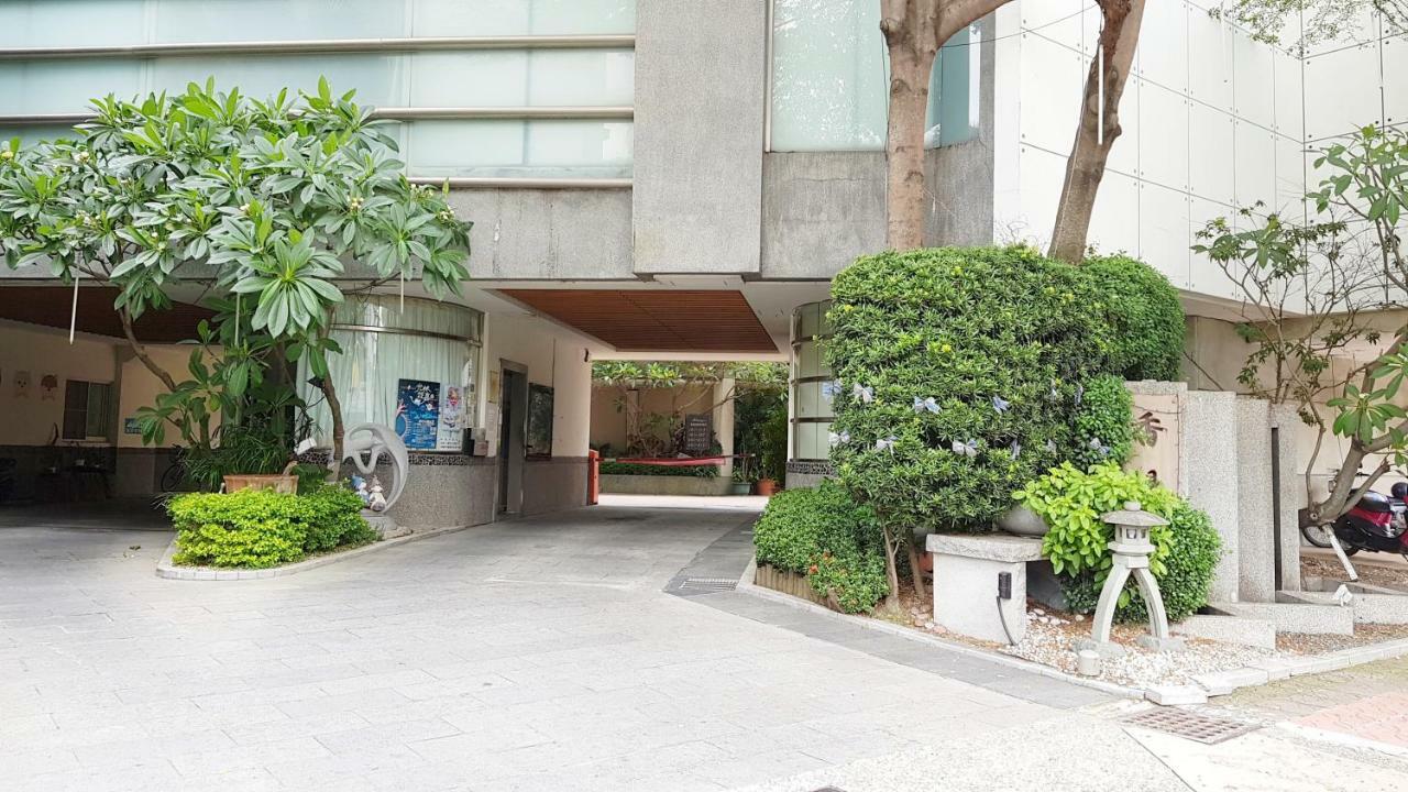Shantis Motel Chiayi Buitenkant foto