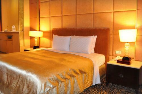 Shantis Motel Chiayi Buitenkant foto